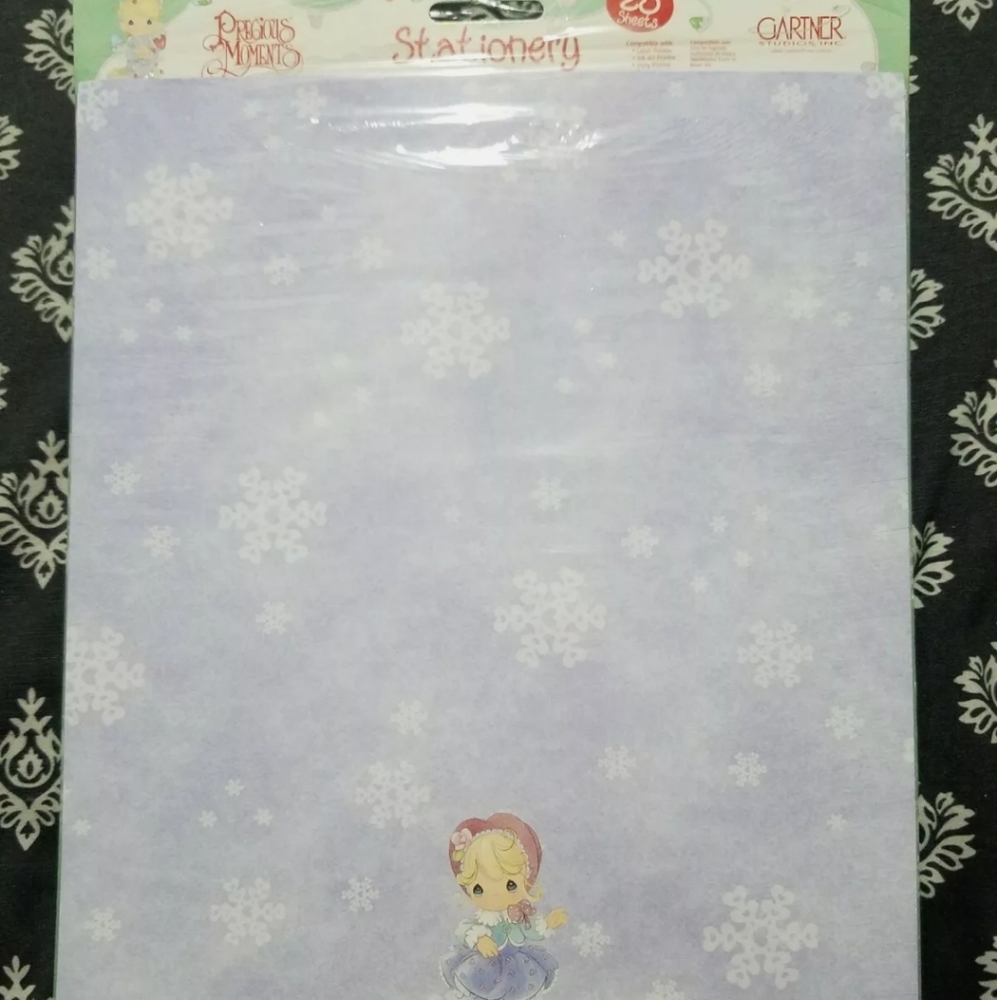 Precious Moments Stationary New Skating Girl